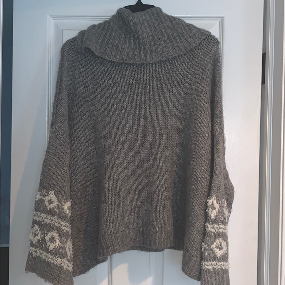 Free People oversized sweater - Picture 2 of 4